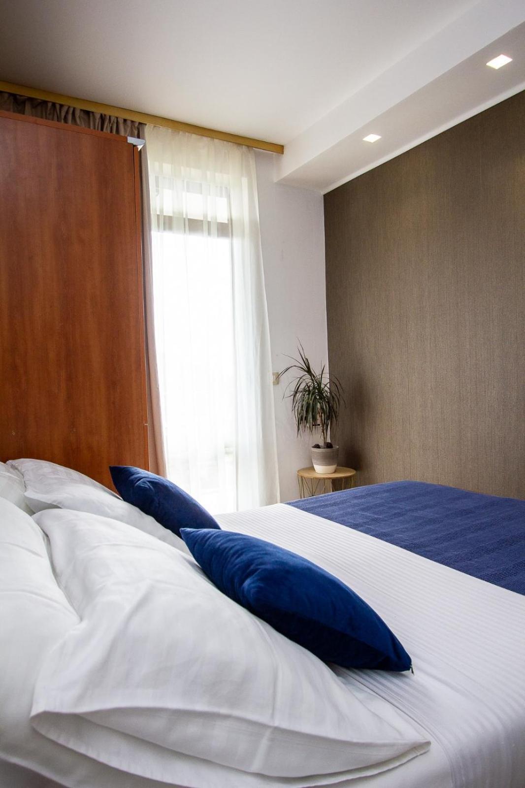 Apartments Ardura Petrovac Luaran gambar