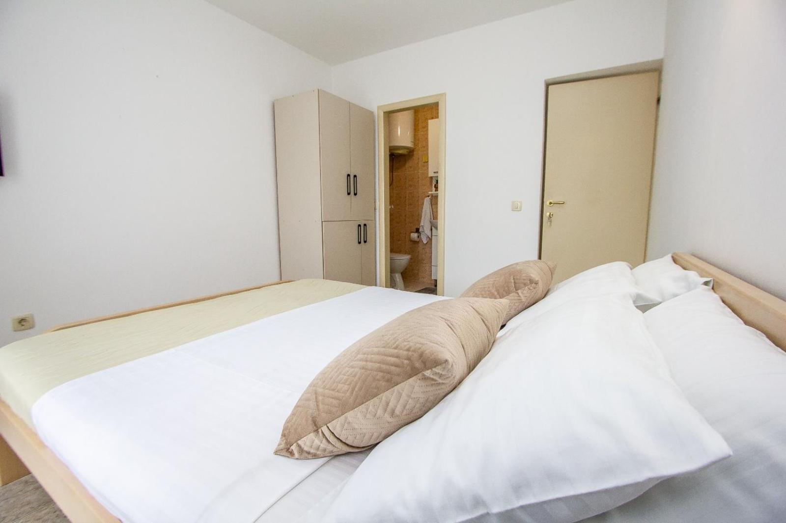 Apartments Ardura Petrovac Bilik gambar